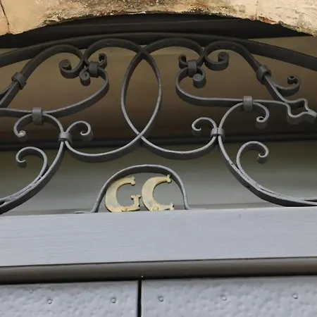 Dimora Del Castellano House *